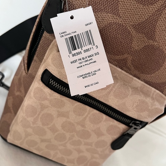 Coach West Pack sling signature canvas backpack bag NWT - Picture 2 of 7